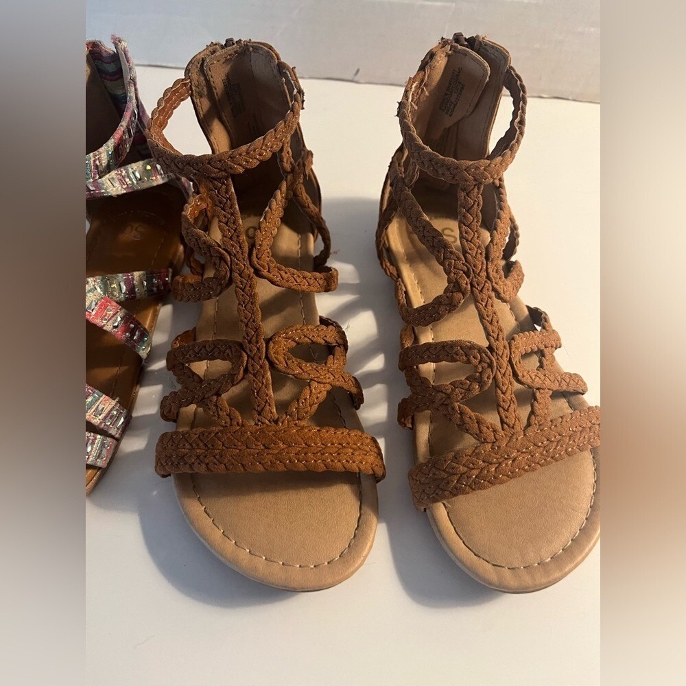 Set of 2 Pairs Girls Youth Size 2 Boho Strap Gladiator Sandals Shoes Footwear - Picture 4 of 16